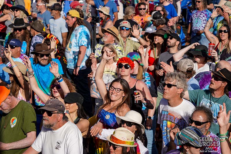 Saturday_Mainstage_TheAlligators_BoltofSunshine18-(1)